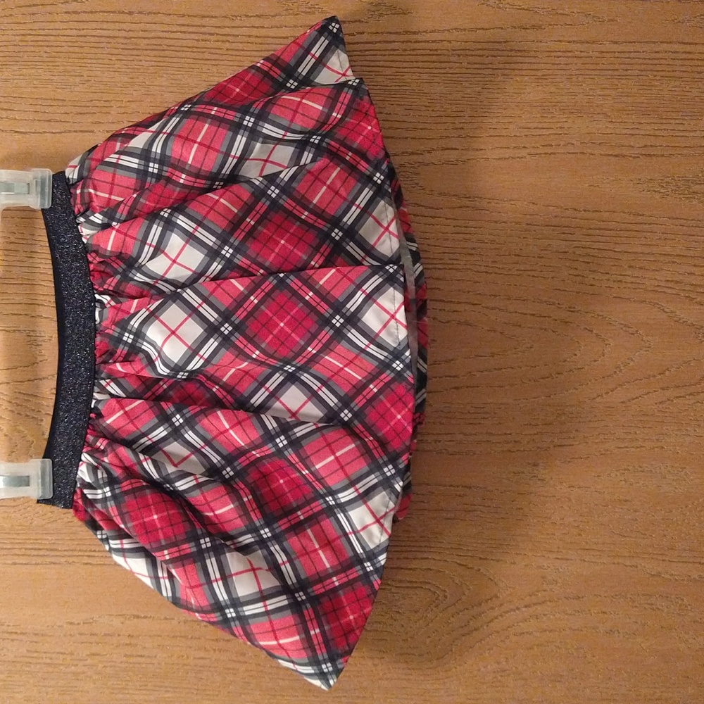✨✨✨ Girls Plaid Skort